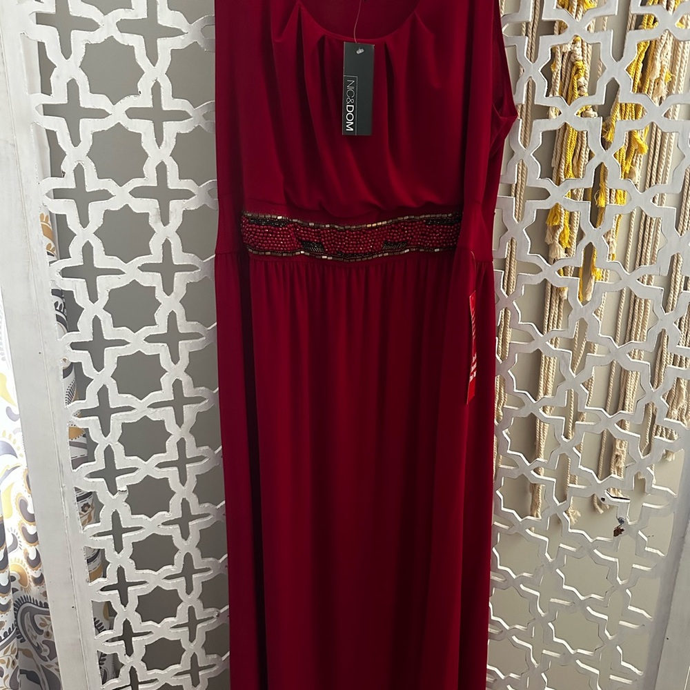 Elegant Red Maxi Dress